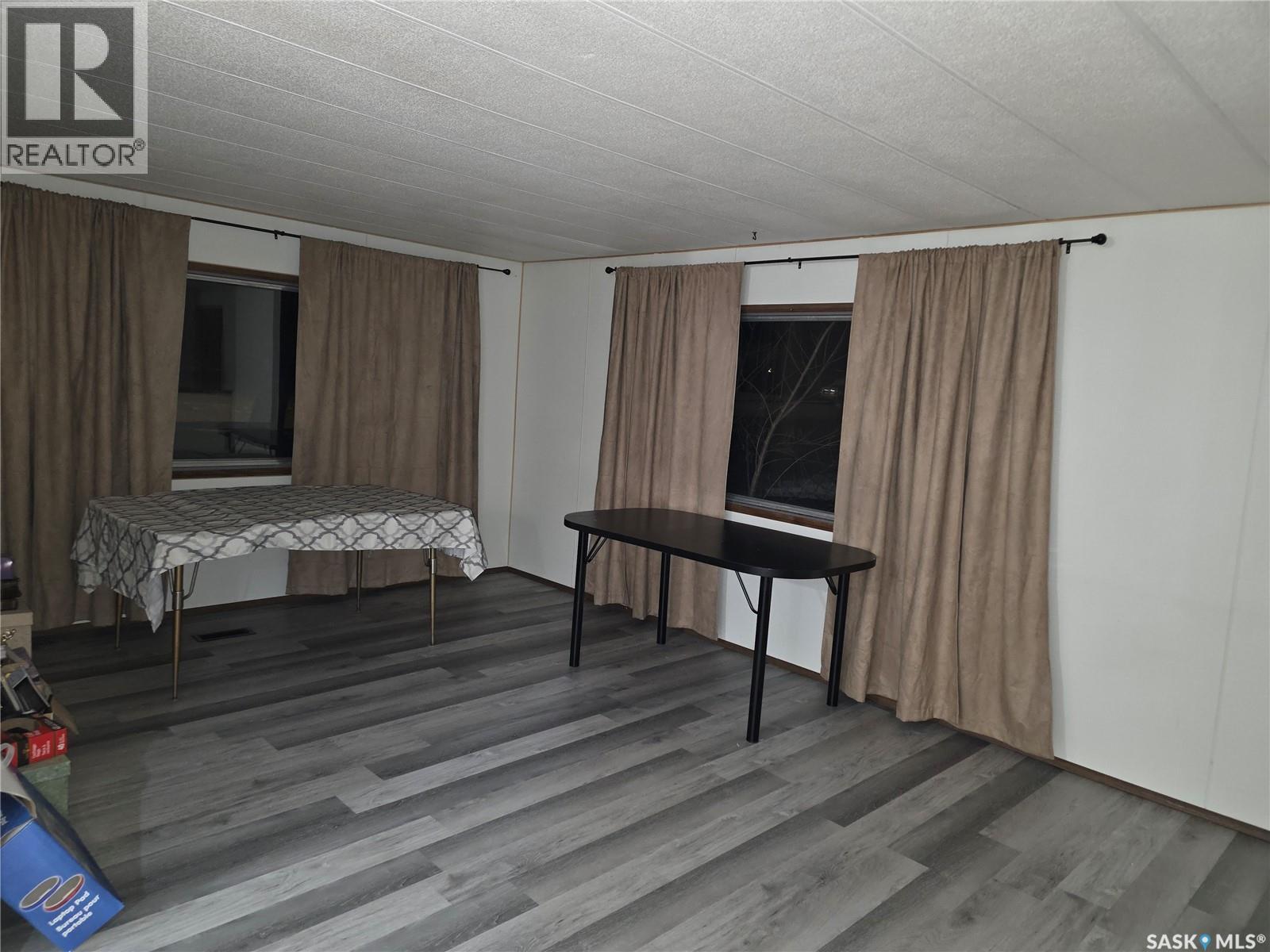 302 1st Avenue N, Beechy, Saskatchewan  S0L 0C0 - Photo 2 - SK025748