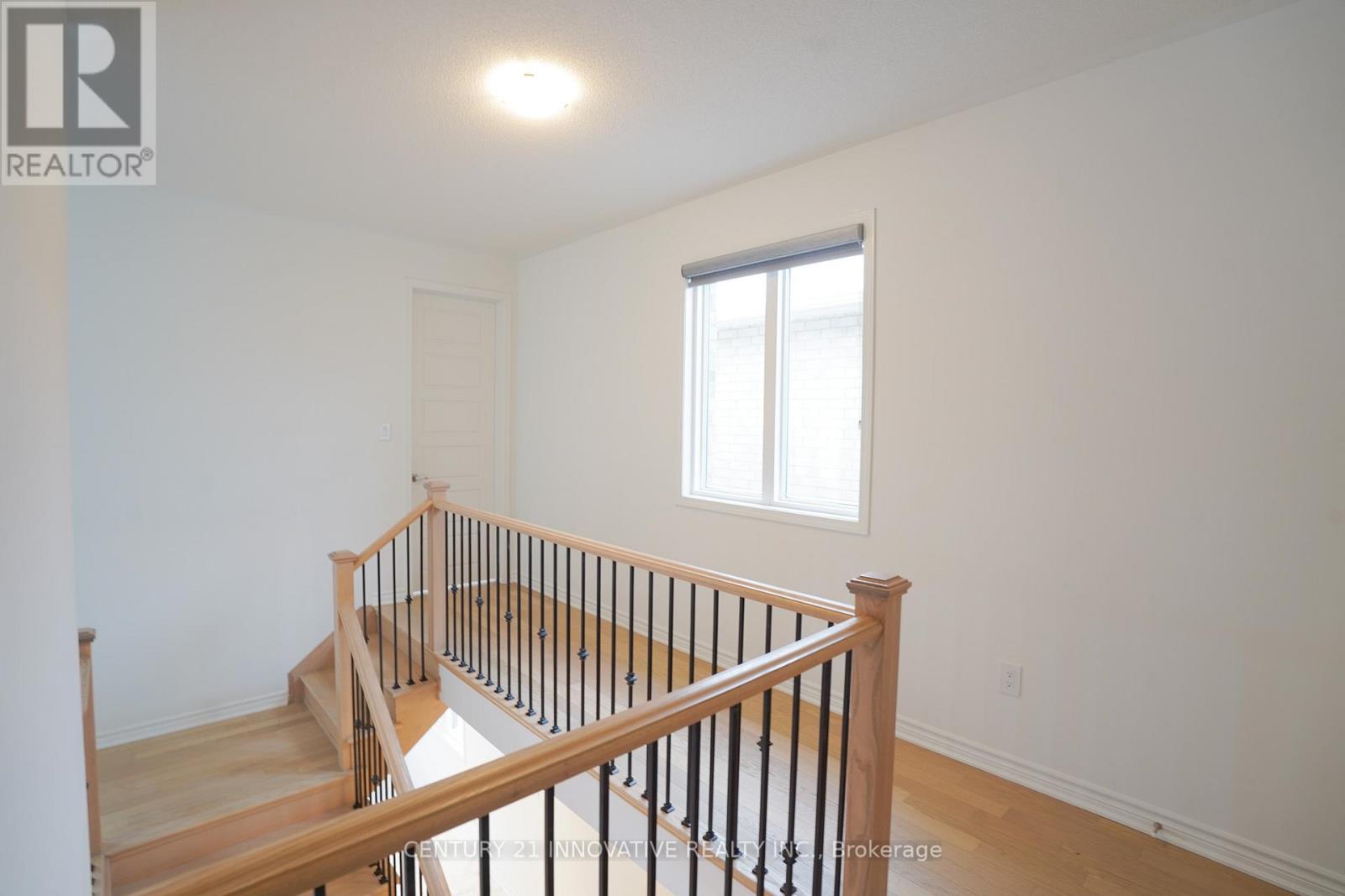 1350 Glamorgan Manor, Pickering, Ontario  L1X 0N1 - Photo 9 - E12637054