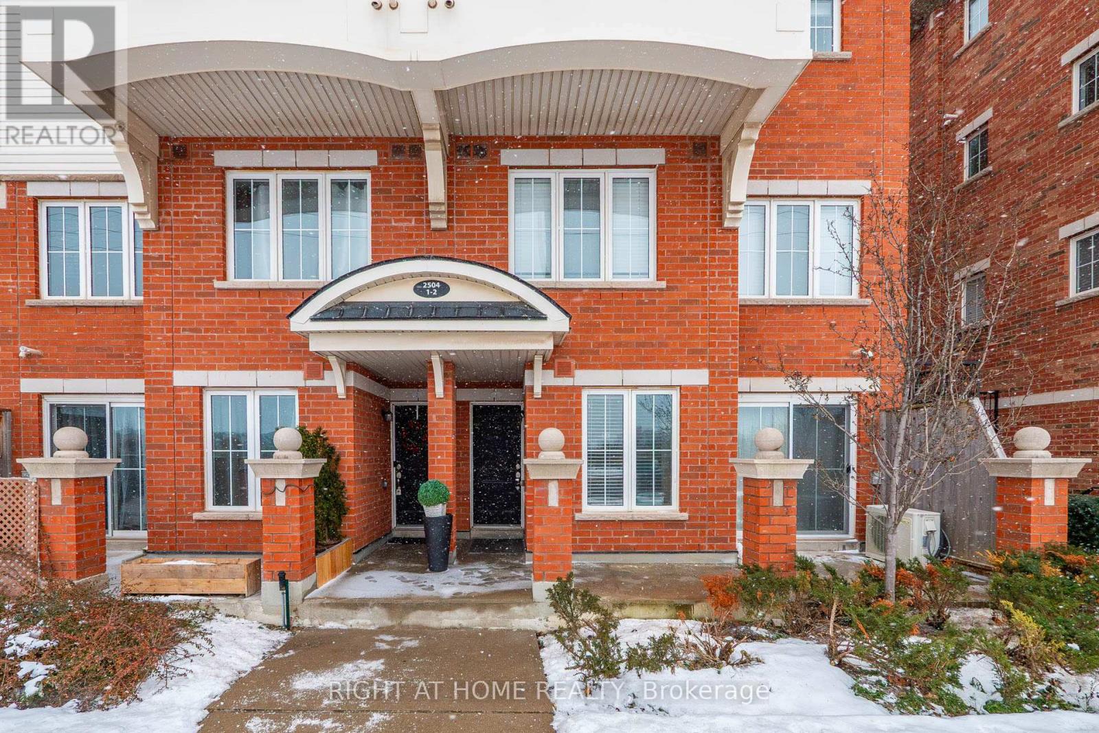 1 - 2504 Post Road, Oakville, Ontario  L6H 0K1 - Photo 26 - W12638482