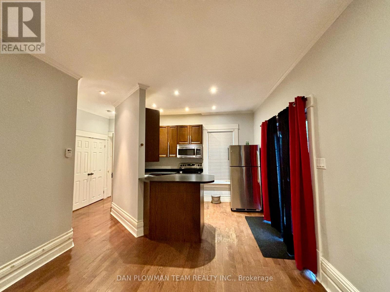 16 Inverlea Street, Peterborough, Ontario  K9H 5P9 - Photo 8 - X12639918