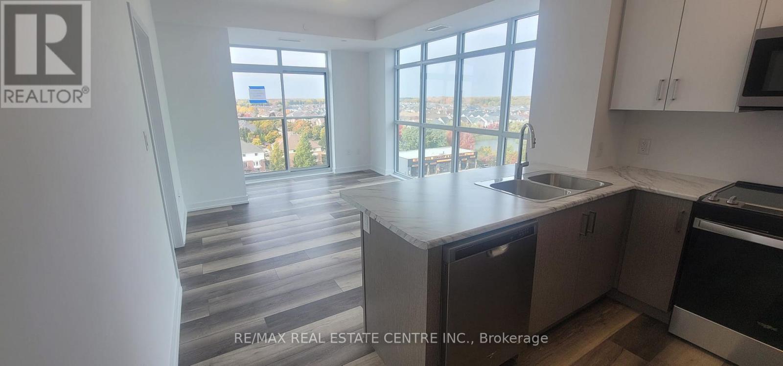 805 - 450 Dundas Street E, Hamilton, Ontario  L8B 2A6 - Photo 3 - X12639954