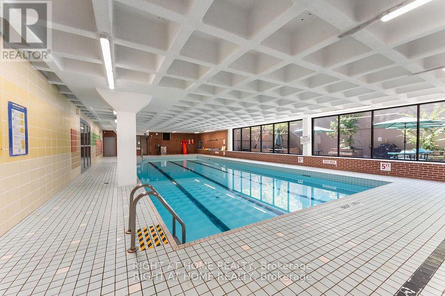 2201 - 40 Homewood Avenue, Toronto, Ontario M4Y 2K2 - Photo 22 - C12637758