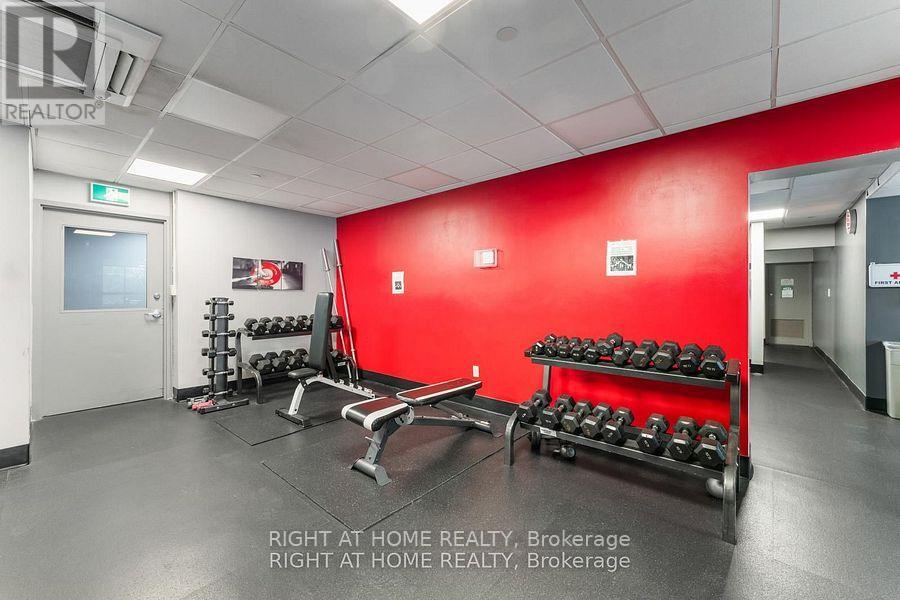 2201 - 40 Homewood Avenue, Toronto, Ontario M4Y 2K2 - Photo 18 - C12637758