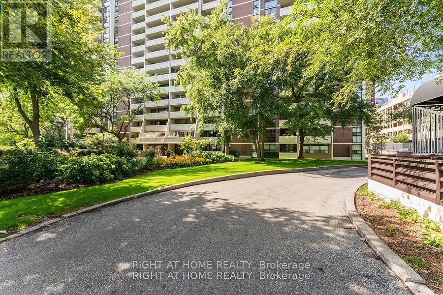 2201 - 40 Homewood Avenue, Toronto, Ontario M4Y 2K2 - Photo 15 - C12637758