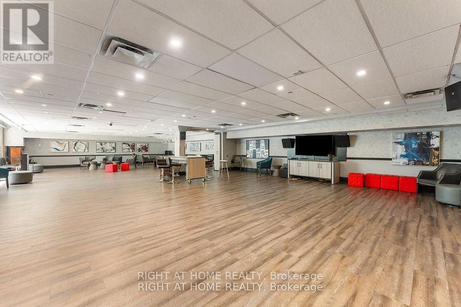 2201 - 40 Homewood Avenue, Toronto, Ontario M4Y 2K2 - Photo 13 - C12637758