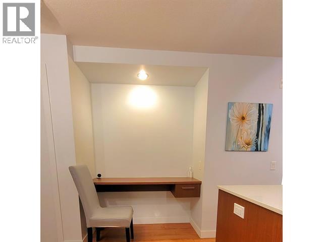 414 221 E 3rd Street, North Vancouver, British Columbia  V7L 0C1 - Photo 8 - R3074383