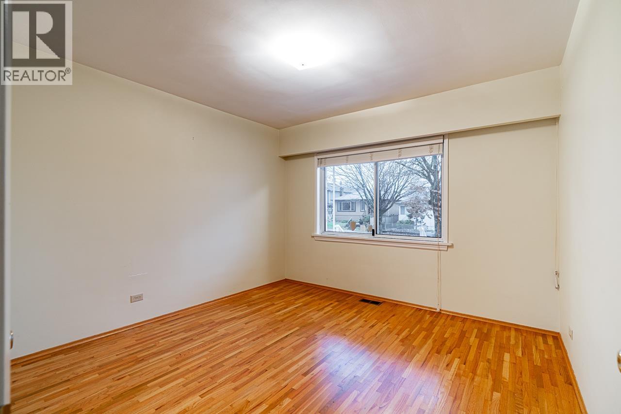 1174 Kelowna Street, Vancouver, British Columbia  V5K 4E2 - Photo 14 - R3074368