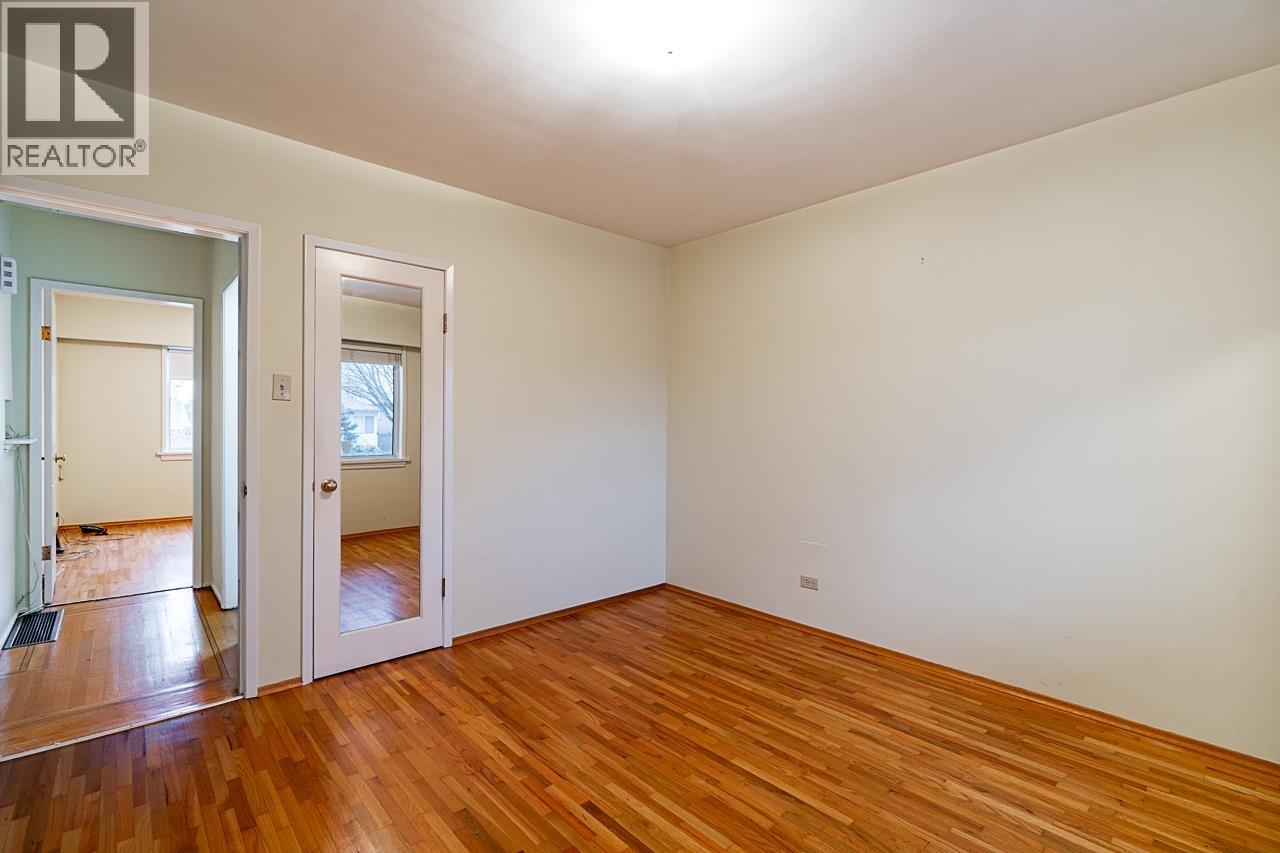 1174 Kelowna Street, Vancouver, British Columbia  V5K 4E2 - Photo 15 - R3074368