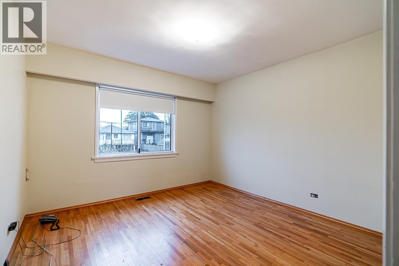 1174 Kelowna Street, Vancouver, British Columbia  V5K 4E2 - Photo 16 - R3074368