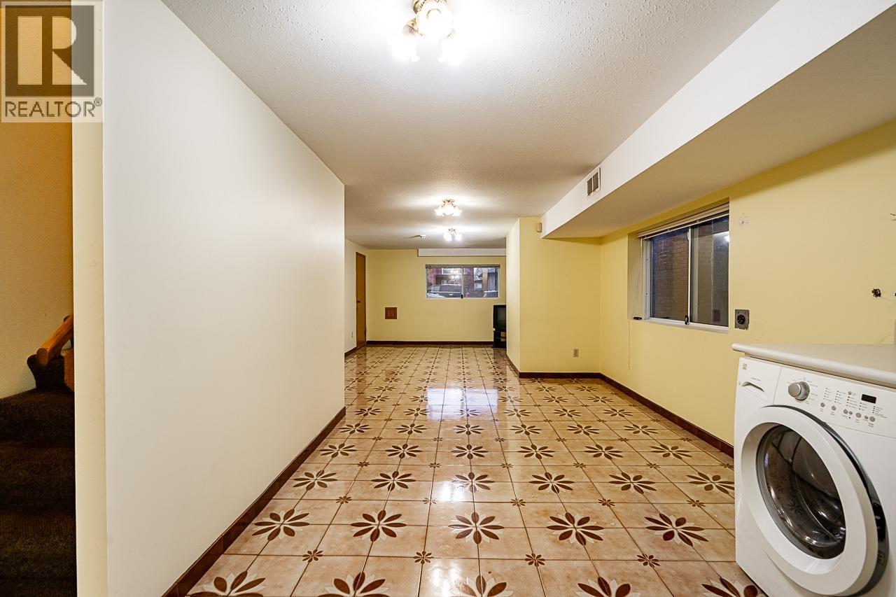 1174 Kelowna Street, Vancouver, British Columbia  V5K 4E2 - Photo 23 - R3074368