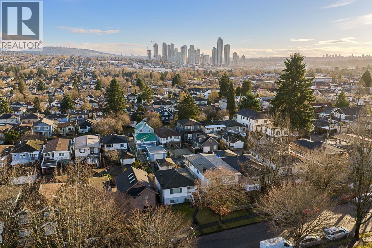 1174 Kelowna Street, Vancouver, British Columbia  V5K 4E2 - Photo 6 - R3074368