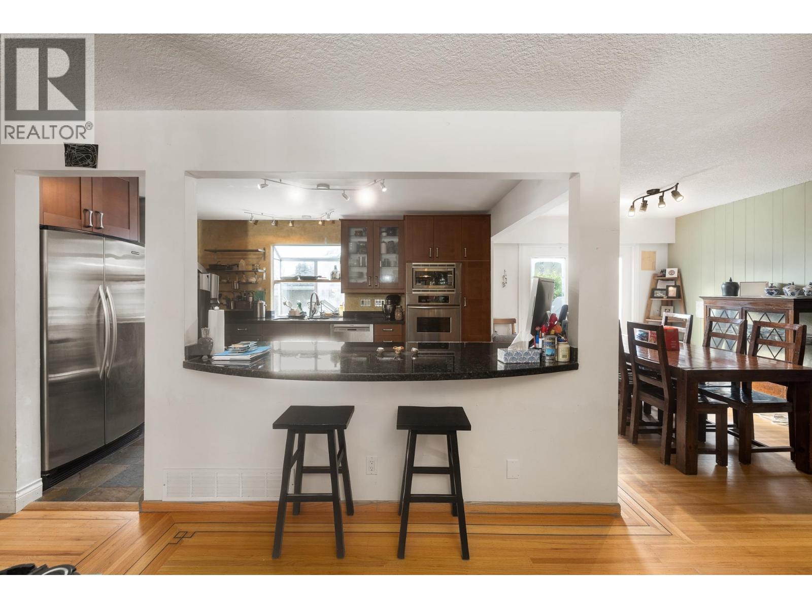 2041 Tompkins Crescent, North Vancouver, British Columbia  V7H 2C9 - Photo 26 - R3074373