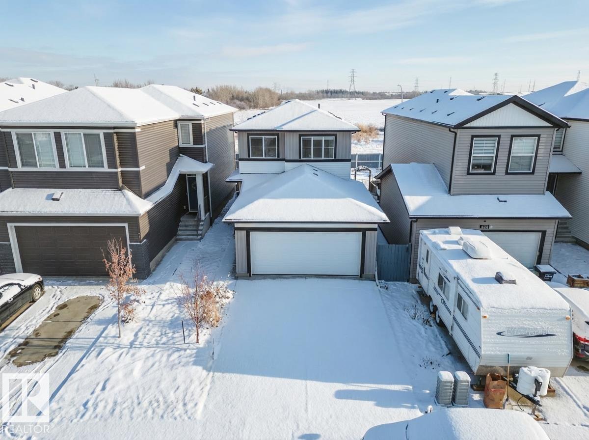 2838 152 Av Nw, Edmonton, Alberta  T5Y 6C4 - Photo 4 - E4466174