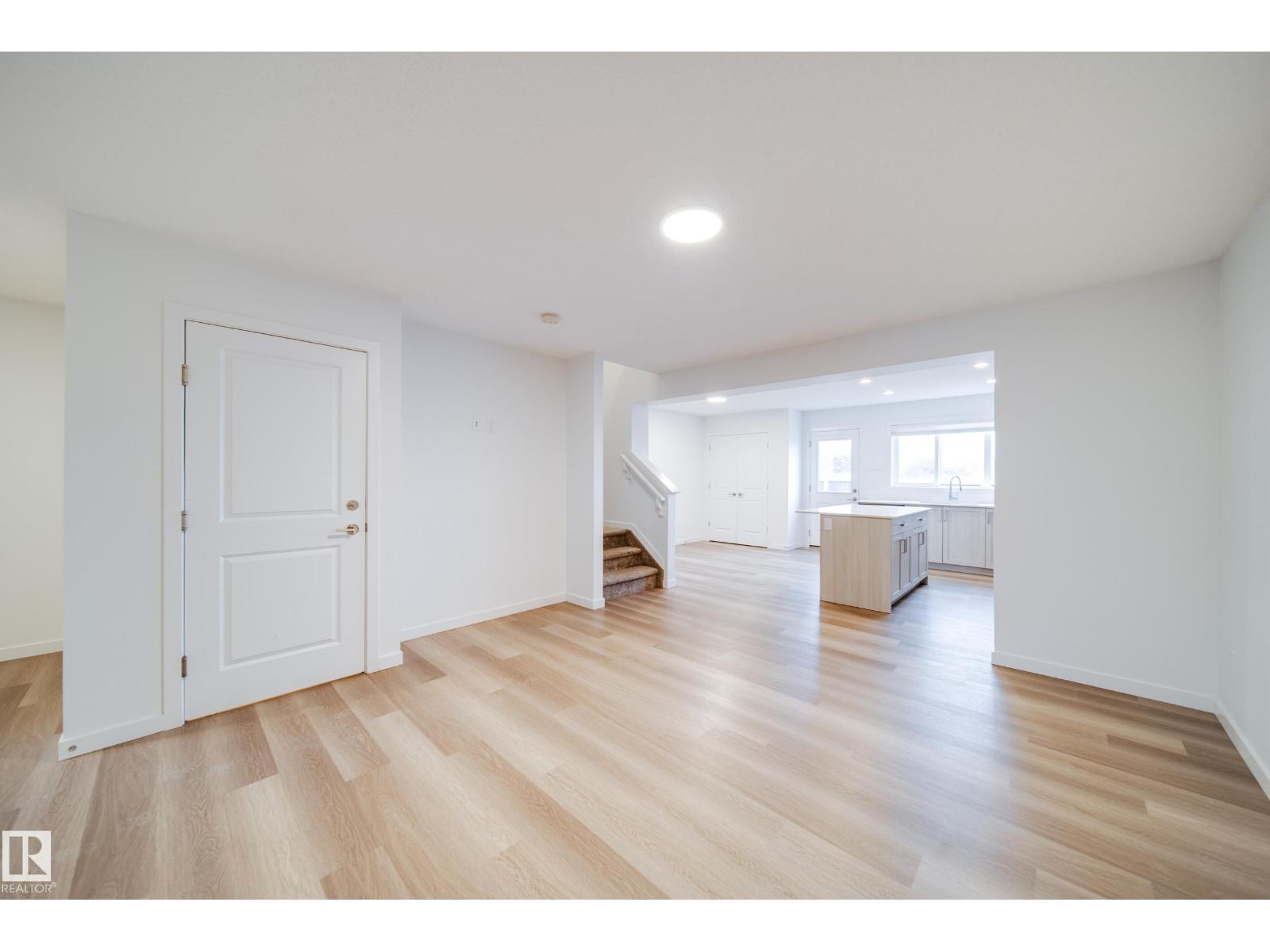 2838 152 Av Nw, Edmonton, Alberta  T5Y 6C4 - Photo 10 - E4466174