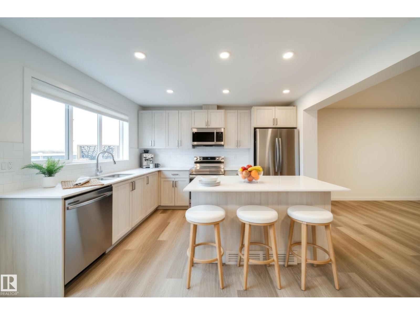 2838 152 Av Nw, Edmonton, Alberta  T5Y 6C4 - Photo 13 - E4466174