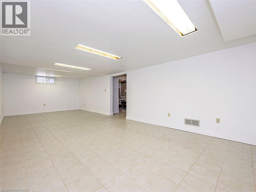 2137 Cleaver Avenue, Burlington, Ontario  L7M 3R1 - Photo 40 - 40794078