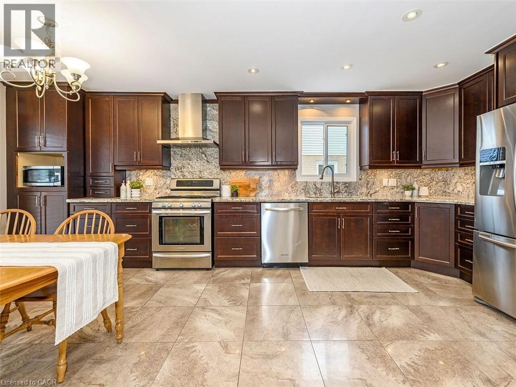 2137 Cleaver Avenue, Burlington, Ontario  L7M 3R1 - Photo 15 - 40794078