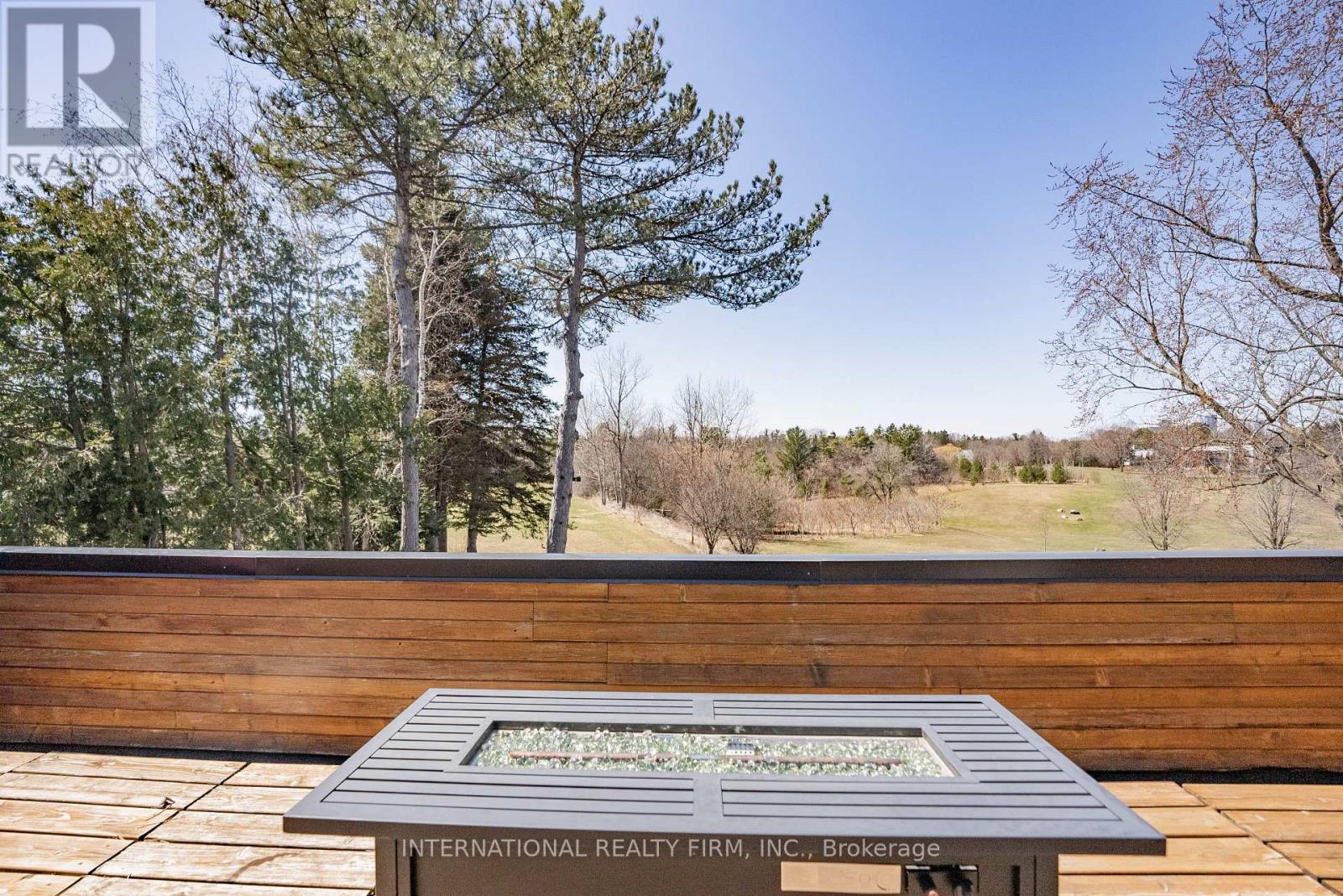 6 Penwood Crescent, Toronto, Ontario  M3B 2B9 - Photo 11 - C12639982