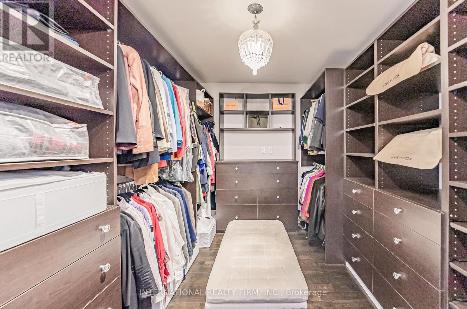 6 Penwood Crescent, Toronto, Ontario  M3B 2B9 - Photo 25 - C12639982