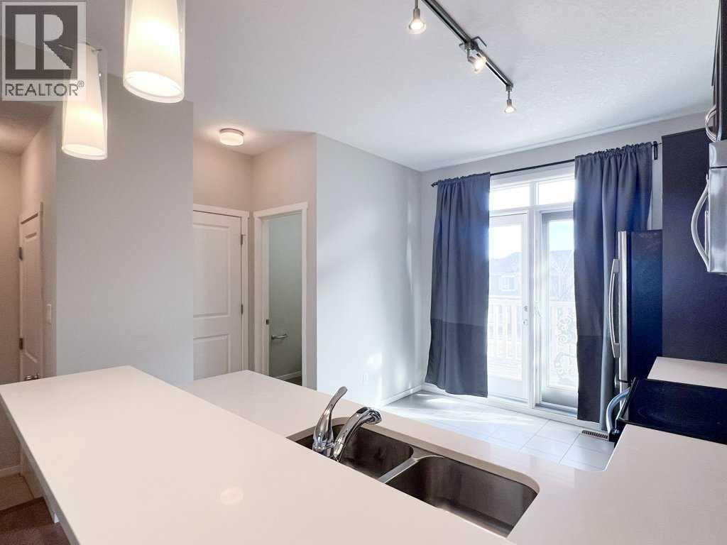 28 Kinlea Common Nw, Calgary, Alberta T3R 0S2 - Photo 5 - A2245676