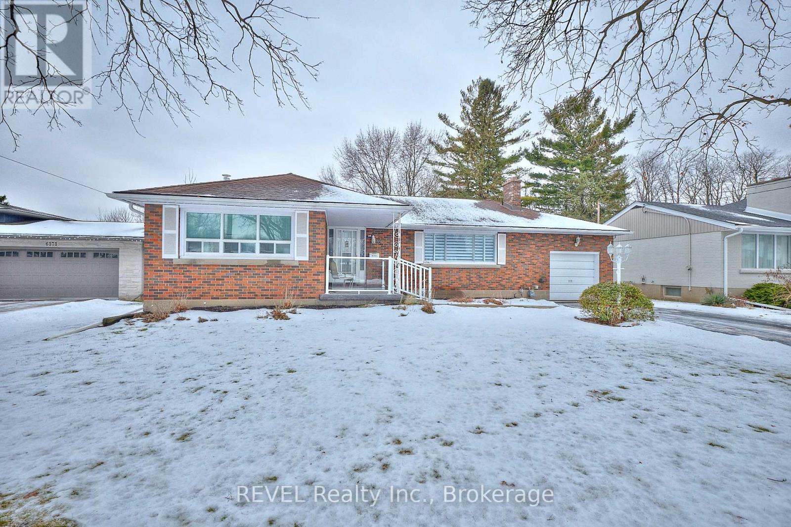 6361 CLARE CRESCENT, Niagara Falls, Ontario