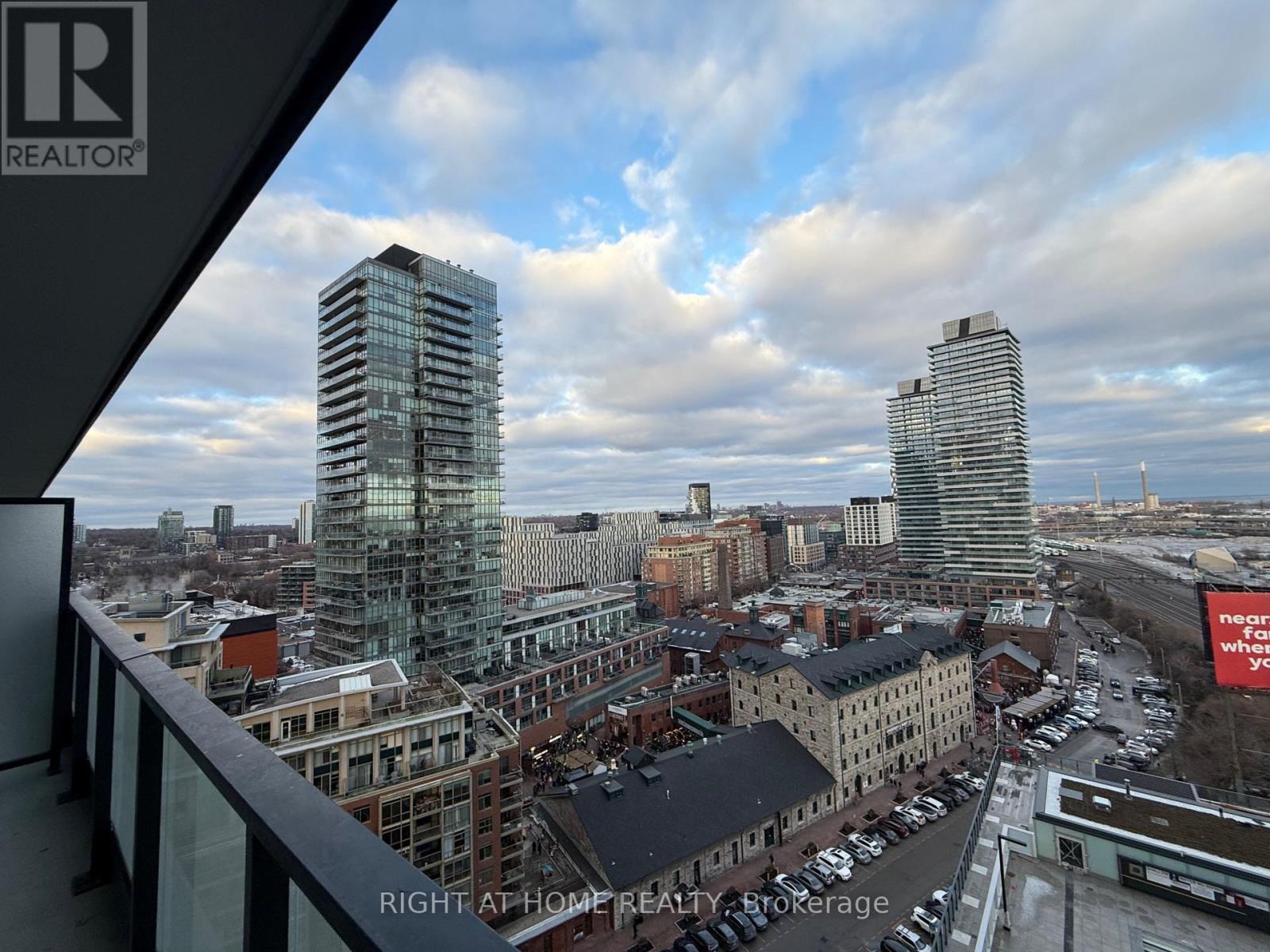 1601 - 35 Parliament Street, Toronto, Ontario  M5A 1G1 - Photo 18 - C12639990
