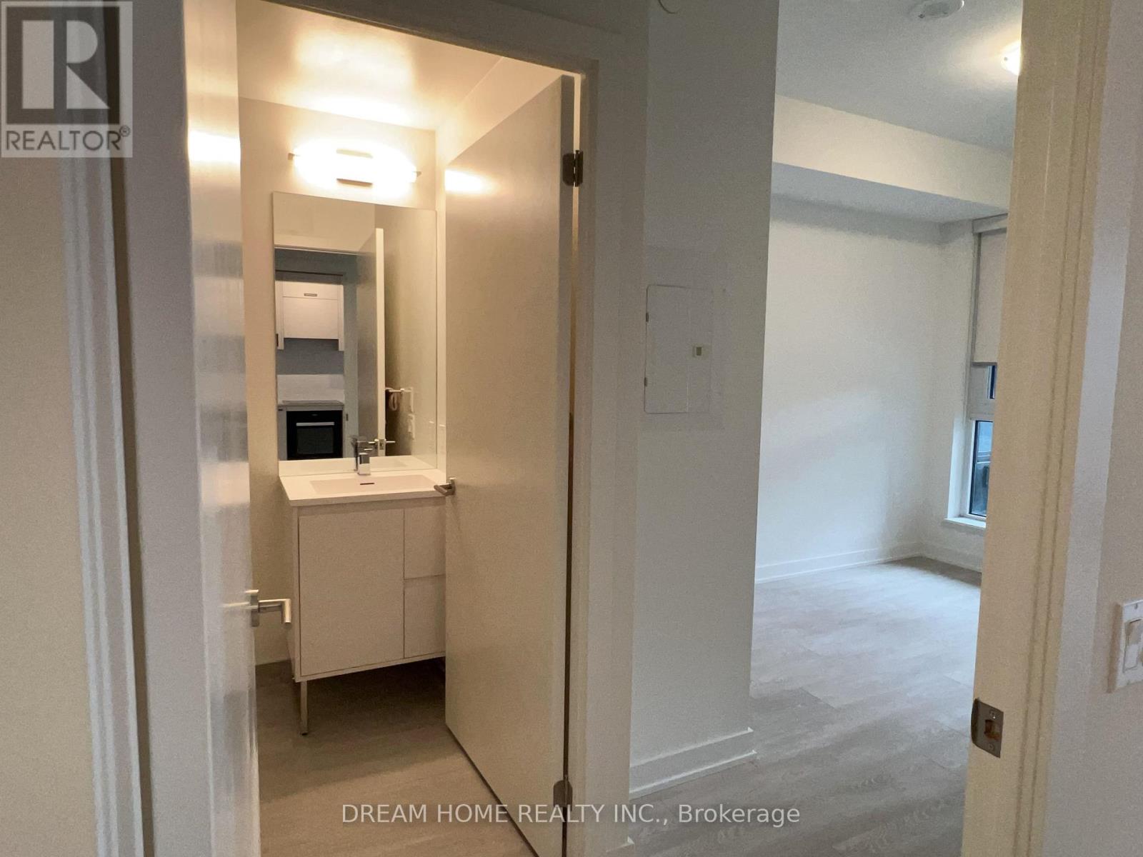 203 - 1 Kyle Lowry Road, Toronto, Ontario  M3C 1H7 - Photo 10 - C12640010