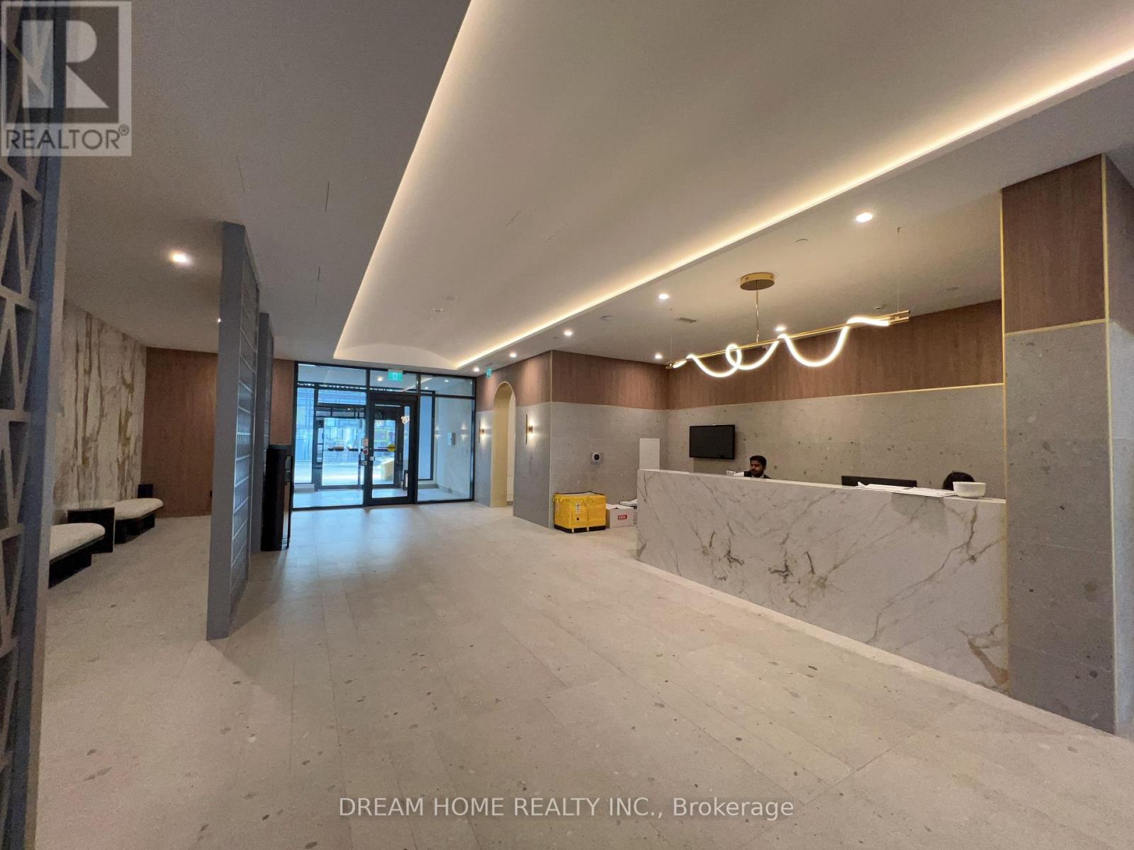 203 - 1 Kyle Lowry Road, Toronto, Ontario  M3C 1H7 - Photo 2 - C12640010