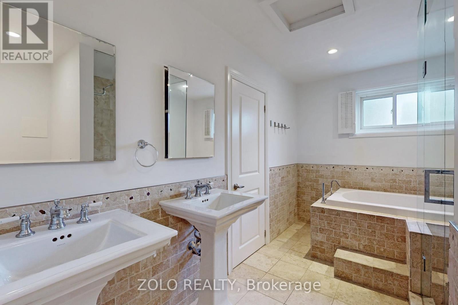 Main Level - 212 Goddard Street, Toronto, Ontario  M3H 5E8 - Photo 27 - C12640014