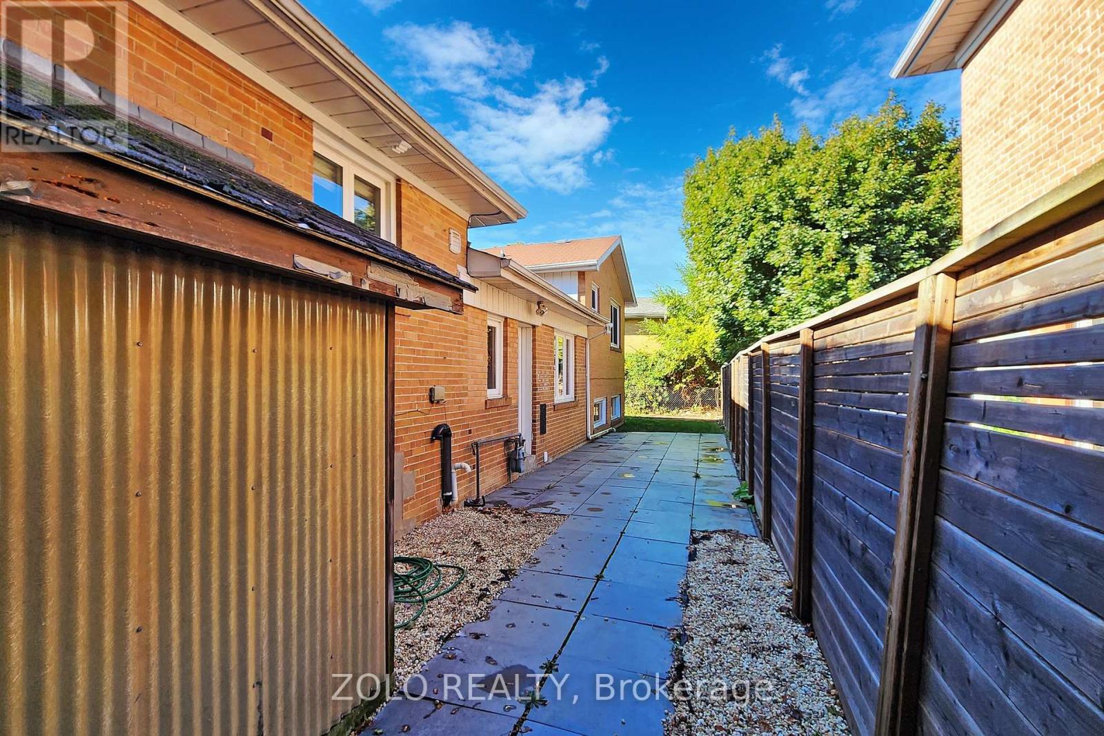 Main Level - 212 Goddard Street, Toronto, Ontario  M3H 5E8 - Photo 39 - C12640014