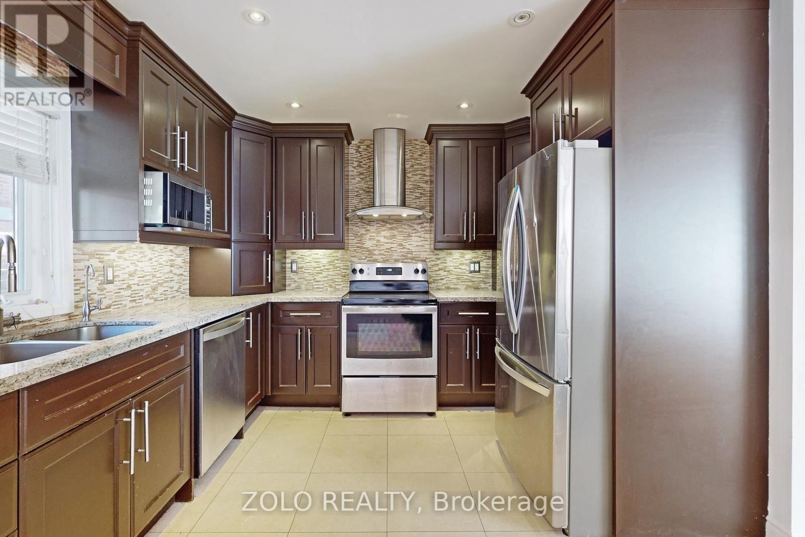 Main Level - 212 Goddard Street, Toronto, Ontario  M3H 5E8 - Photo 9 - C12640014