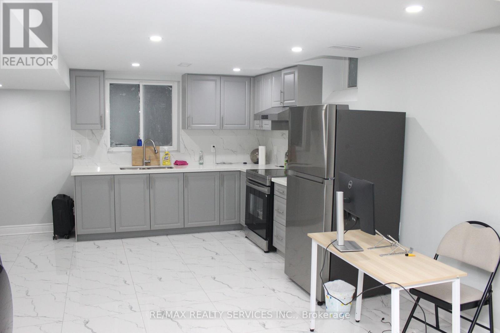 Bsmt-21 Jacksonville Drive, Brampton, Ontario  L6P 2Z3 - Photo 4 - W12630250