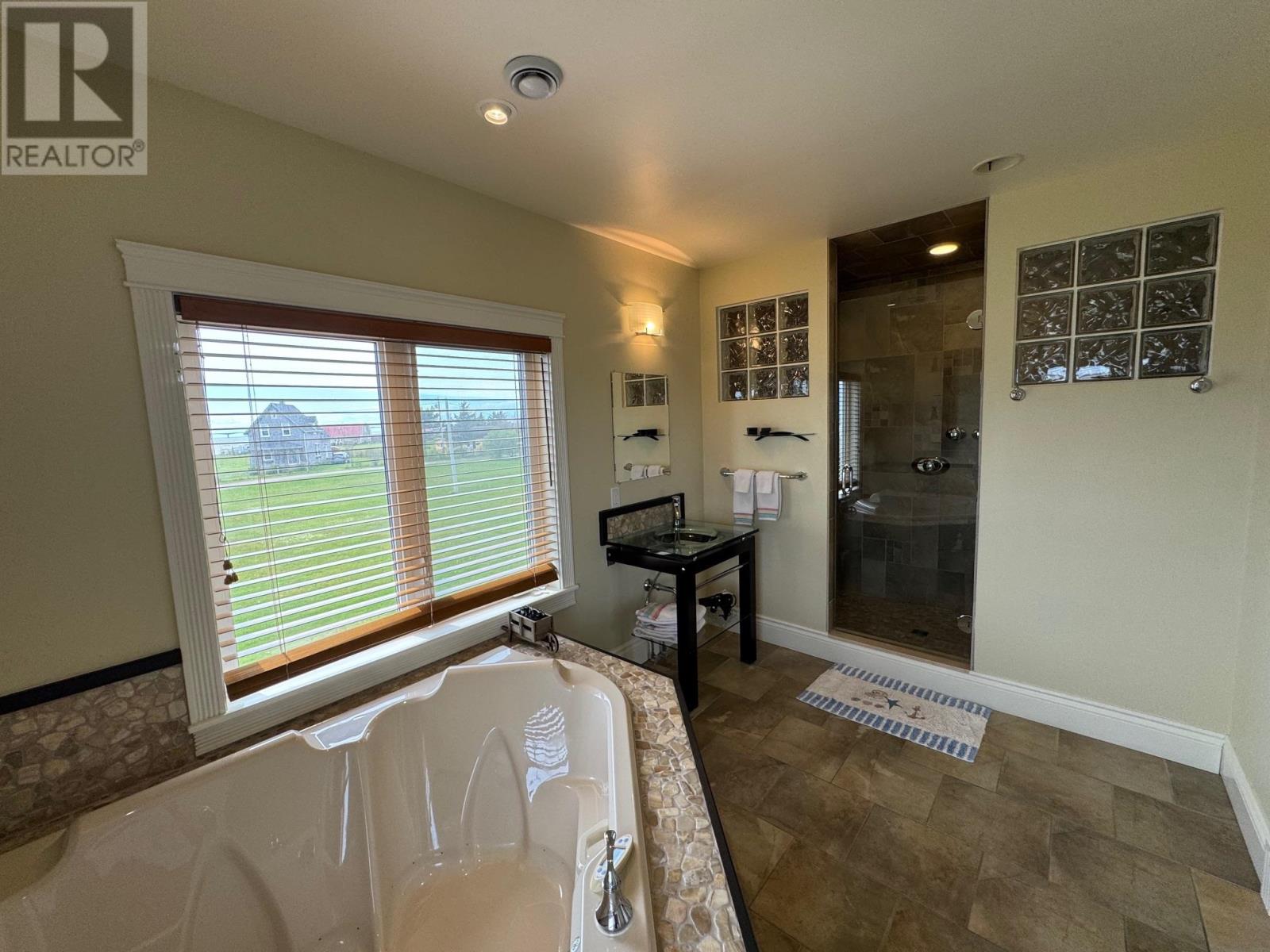 168 Wharf Road, Cape Traverse, Prince Edward Island  C0B 1X0 - Photo 19 - 202529549