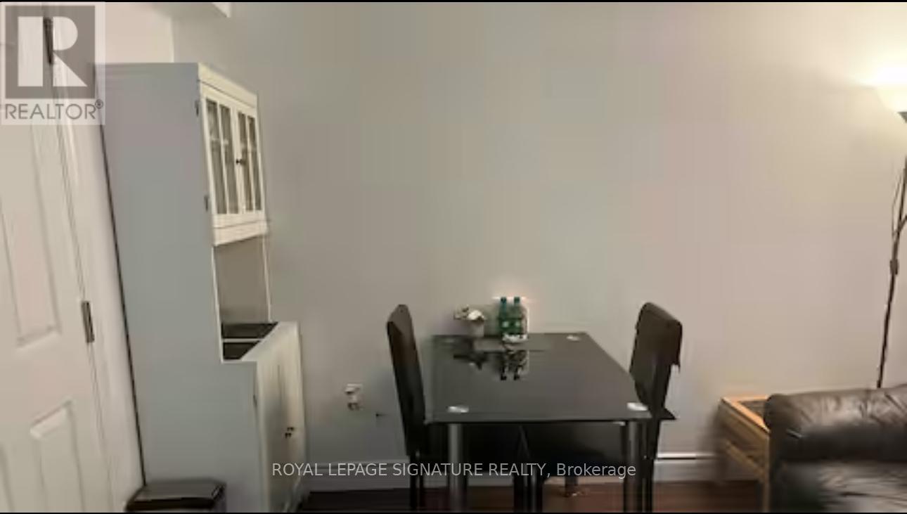 Bsmt 1 - 10 Sanford Crescent, Brampton, Ontario  L6X 2C3 - Photo 12 - W12639996