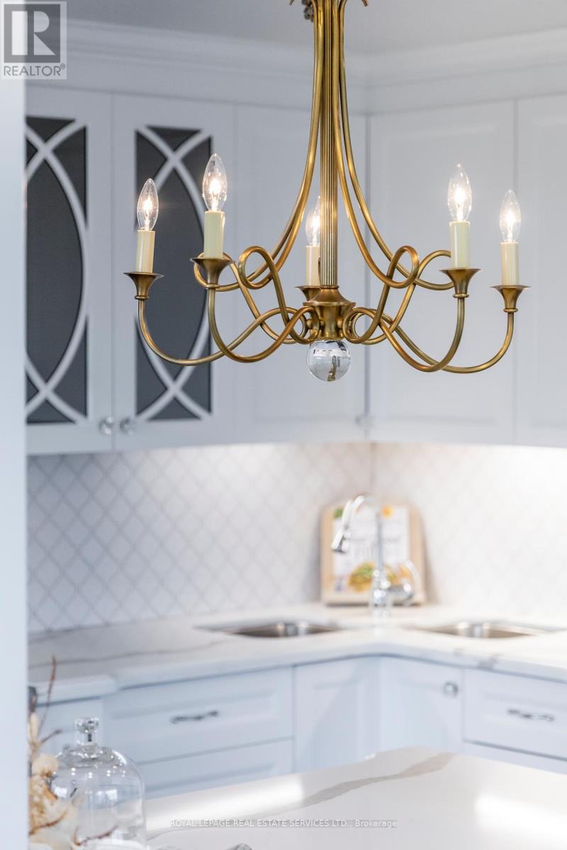 309 - 1 Palace Pier Court, Toronto, Ontario M8V 3W9 - Photo 17 - W12639998