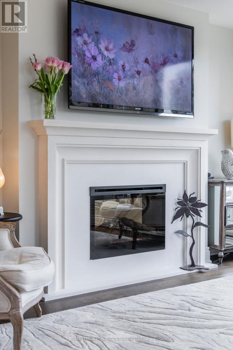 309 - 1 Palace Pier Court, Toronto, Ontario M8V 3W9 - Photo 20 - W12639998