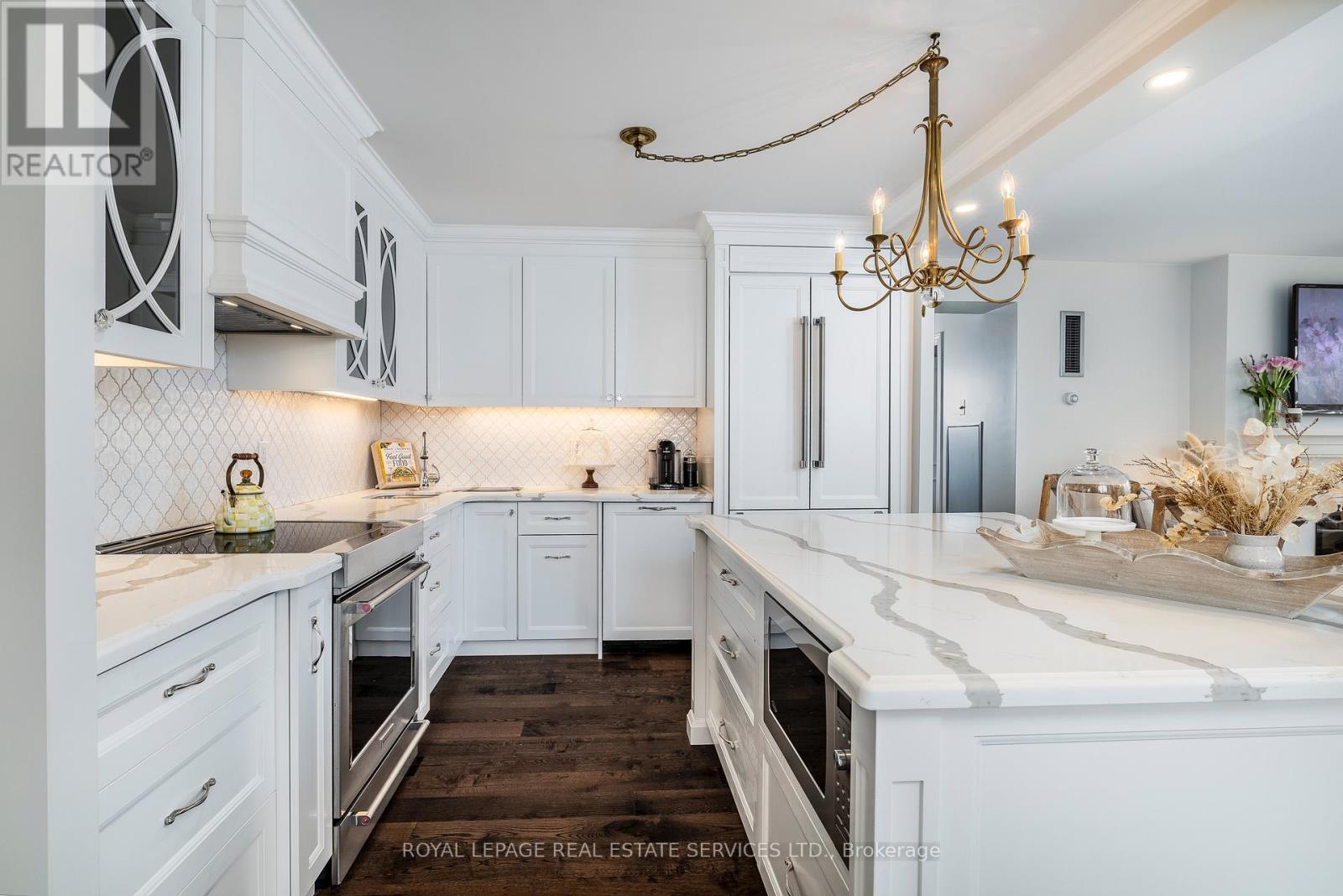 309 - 1 Palace Pier Court, Toronto, Ontario M8V 3W9 - Photo 6 - W12639998