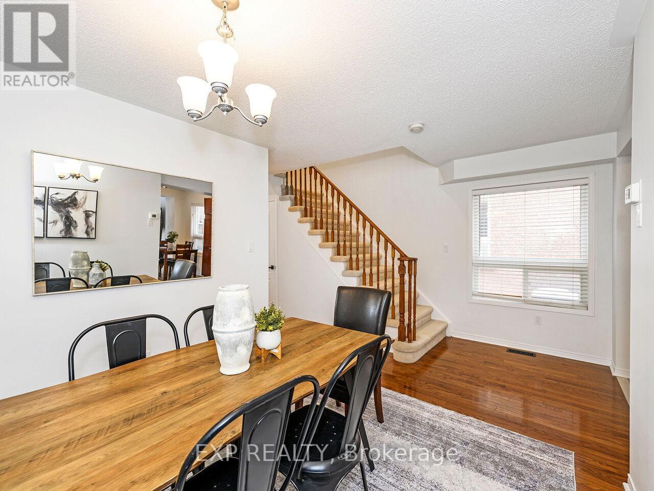 1183 Houston Drive, Milton, Ontario  L9T 6G3 - Photo 4 - W12640002