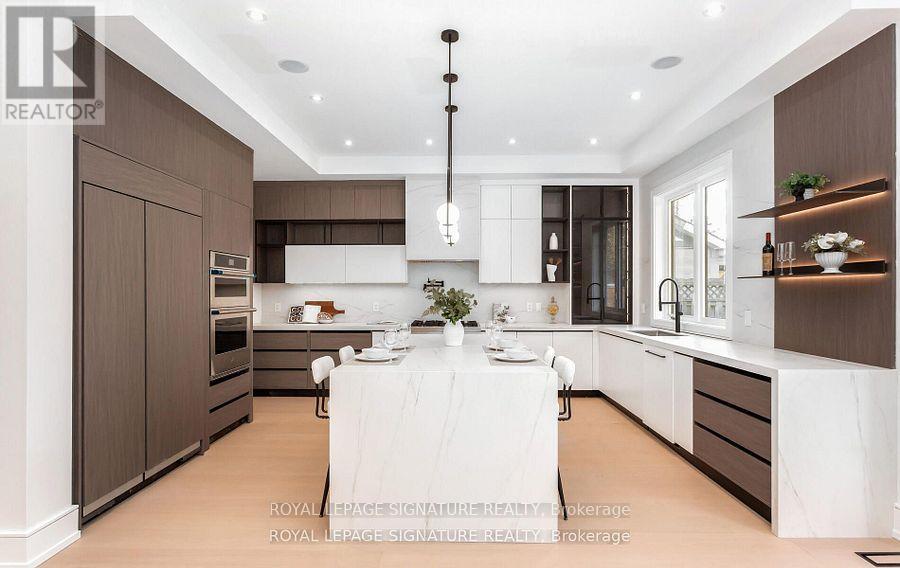 365 Jumna Avenue, Mississauga, Ontario  L5G 1Y5 - Photo 15 - W12640008