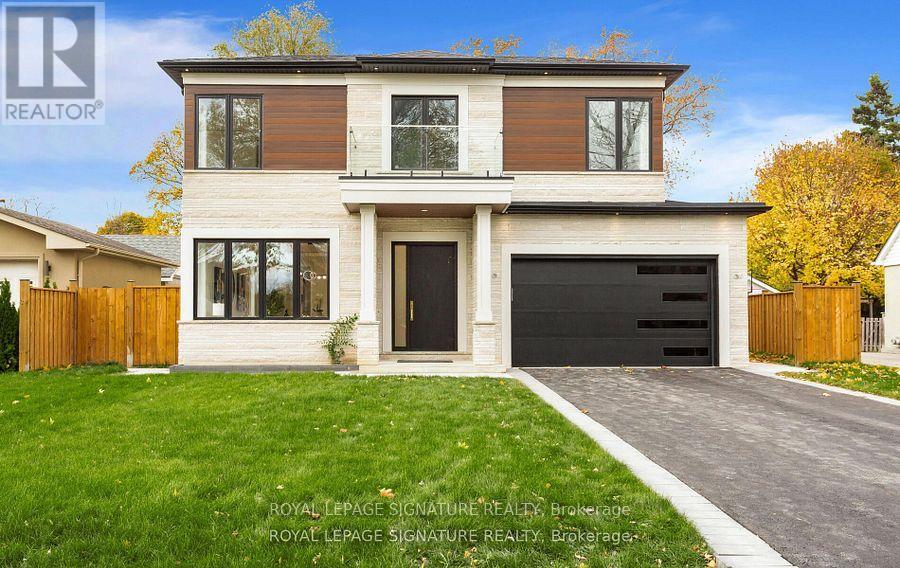 365 Jumna Avenue, Mississauga, Ontario  L5G 1Y5 - Photo 2 - W12640008