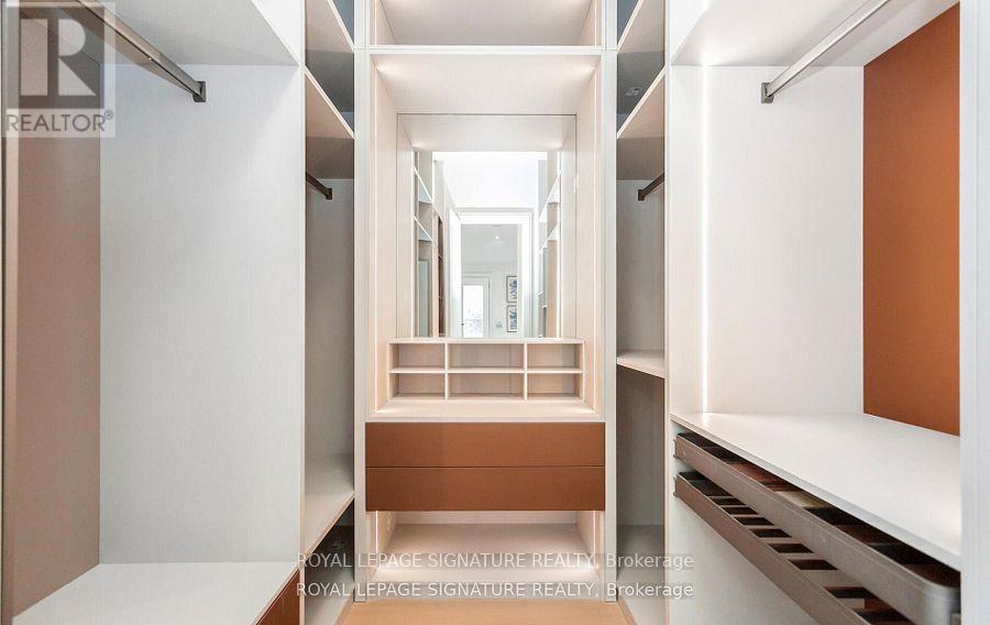 365 Jumna Avenue, Mississauga, Ontario  L5G 1Y5 - Photo 30 - W12640008