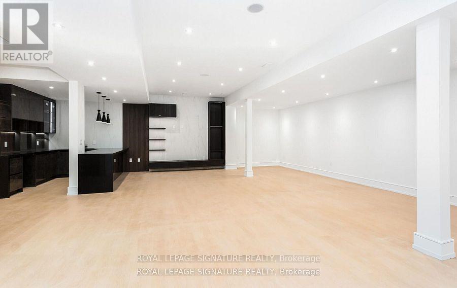 365 Jumna Avenue, Mississauga, Ontario  L5G 1Y5 - Photo 46 - W12640008