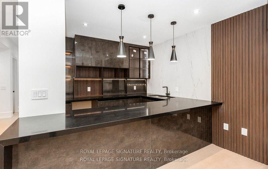 365 Jumna Avenue, Mississauga, Ontario  L5G 1Y5 - Photo 47 - W12640008