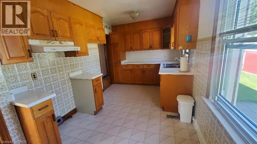 128 Woods Street, Stratford, Ontario  N5A 1M4 - Photo 11 - 40775924