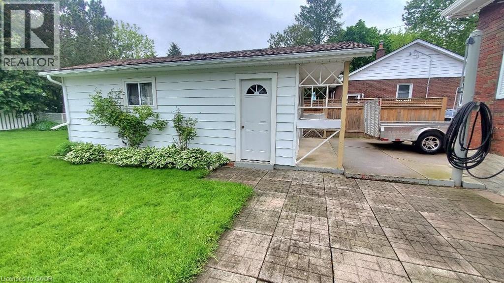 128 Woods Street, Stratford, Ontario  N5A 1M4 - Photo 4 - 40775924