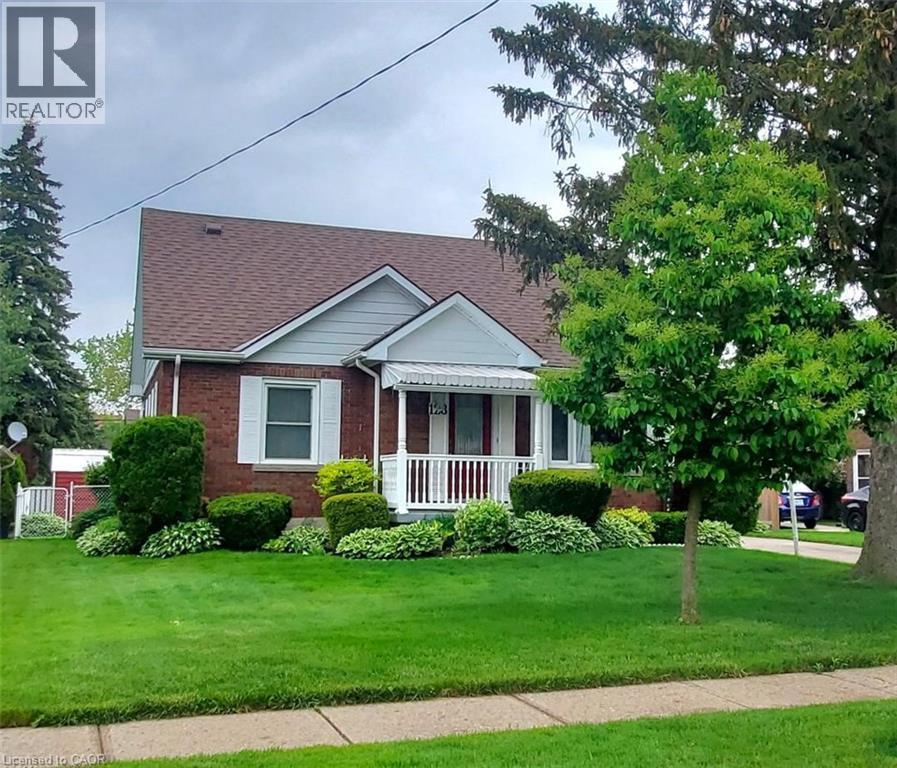 128 WOODS Street, Stratford, Ontario