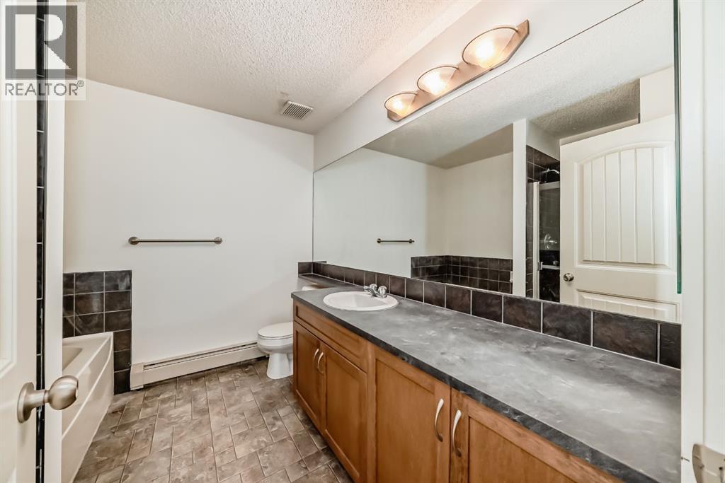 8, 220 Village Terrace Sw, Calgary, Alberta T3H 2L4 - Photo 27 - A2252655