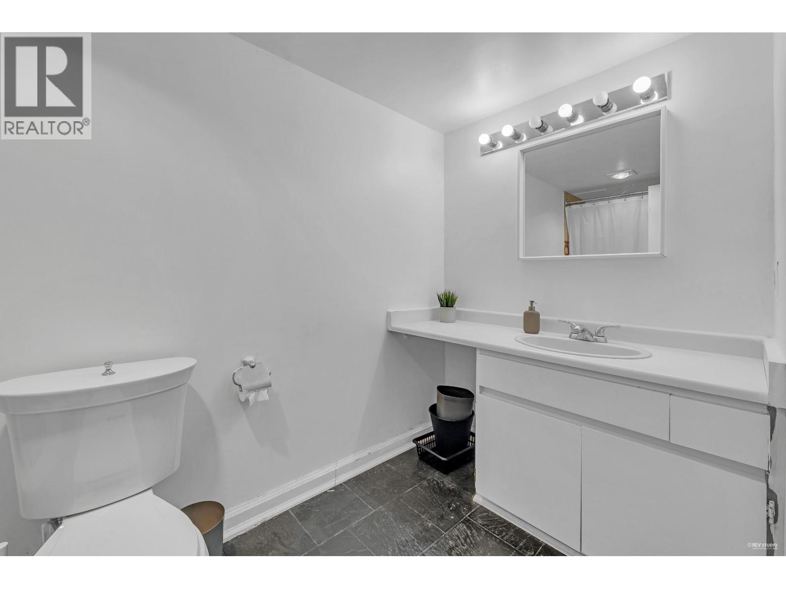 308 601 North Road, Coquitlam, British Columbia  V3J 1P1 - Photo 17 - R3074389