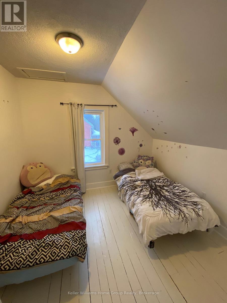 484 St Patrick Street E, Centre Wellington, Ontario  N1M 1M9 - Photo 28 - X12637434