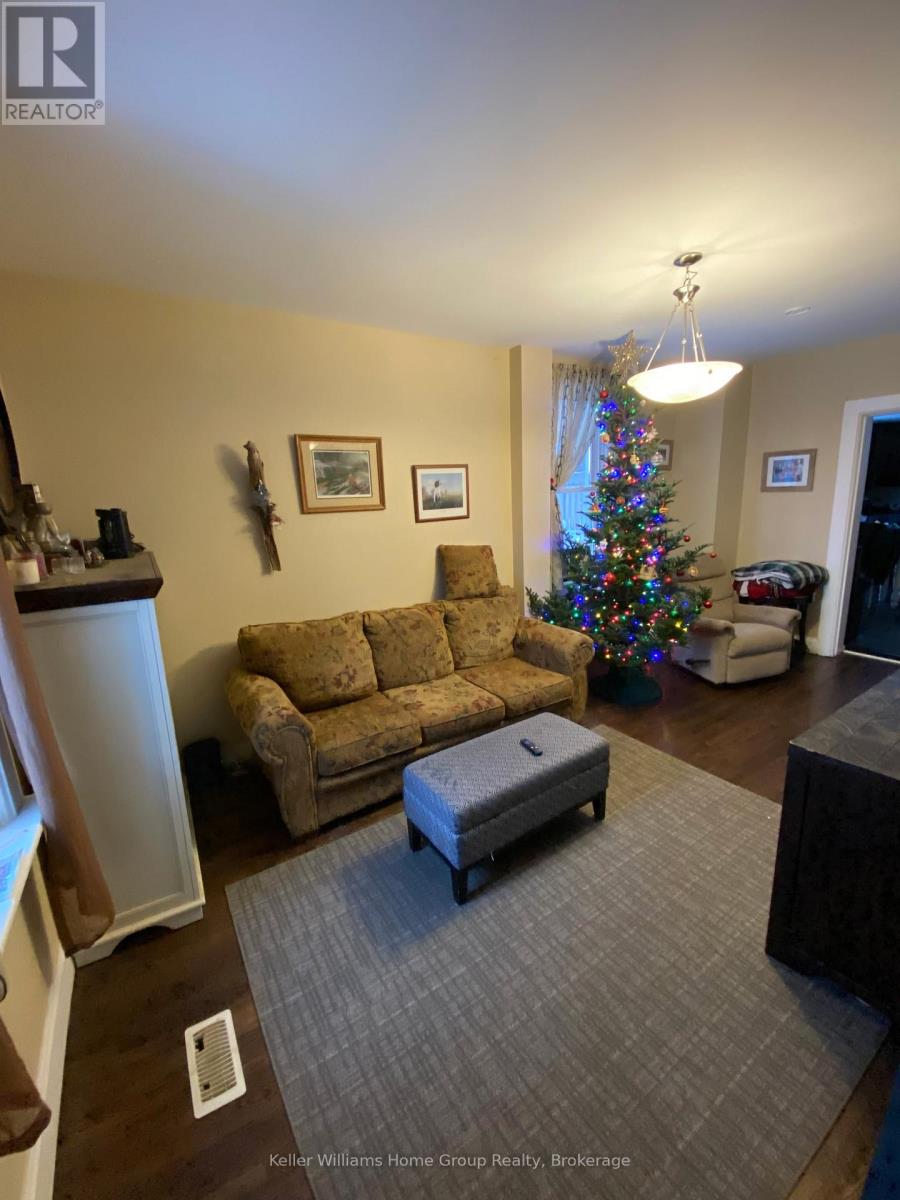 484 St Patrick Street E, Centre Wellington, Ontario  N1M 1M9 - Photo 29 - X12637434